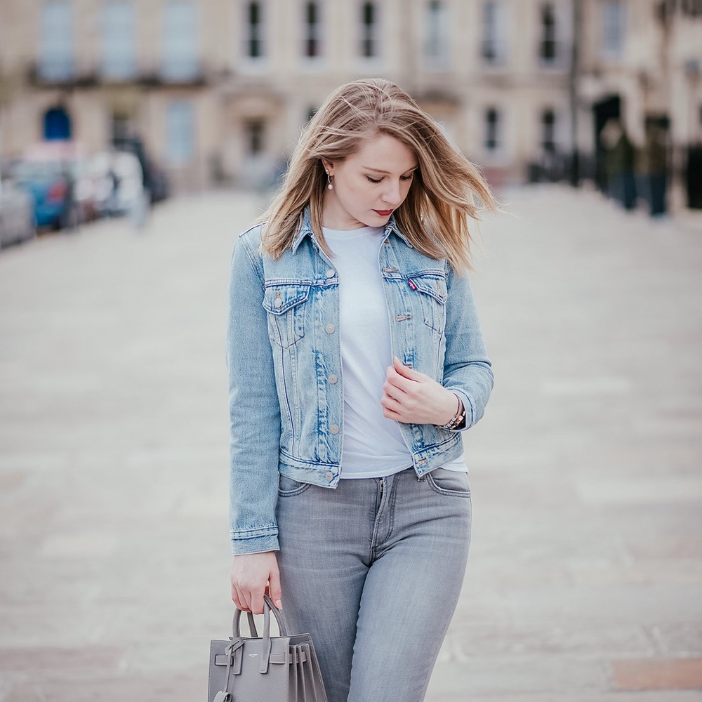 Levi’s Fitted Women’s Jean Jacket